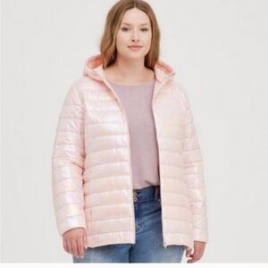 Torrid Packable Pink Puffer Jacket size 5